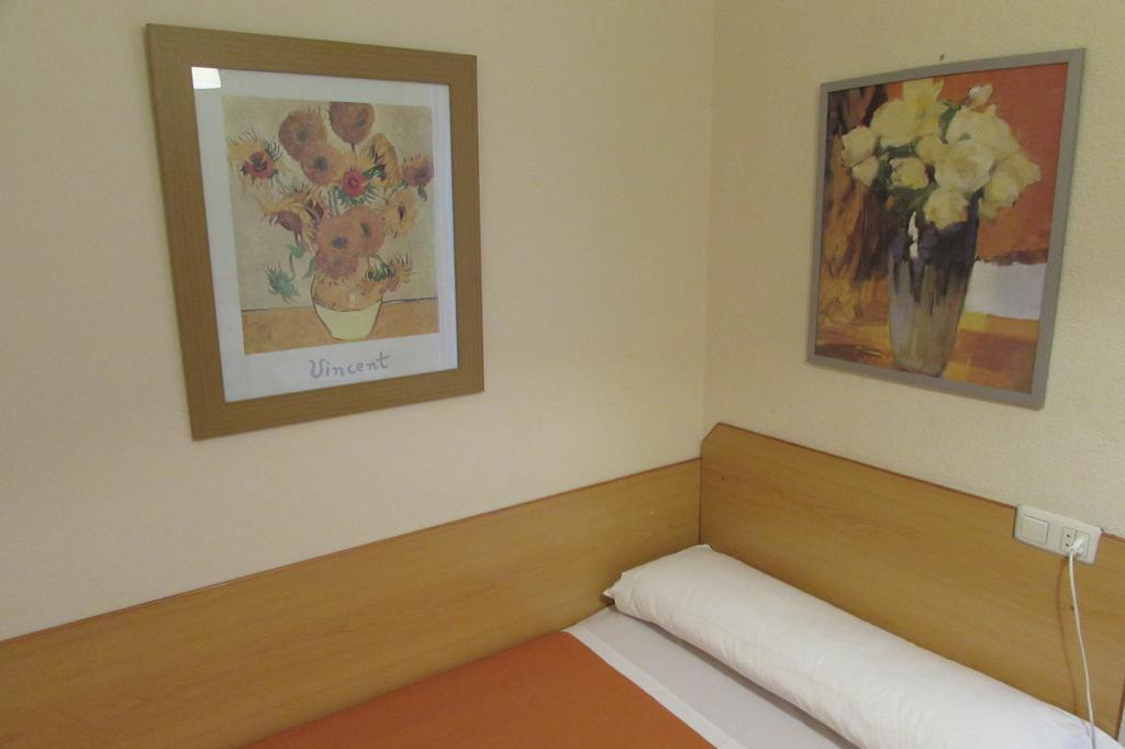Hostal Prim Madrid Buitenkant foto