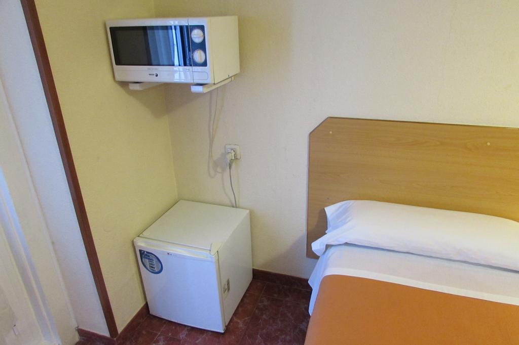 Hostal Prim Madrid Buitenkant foto